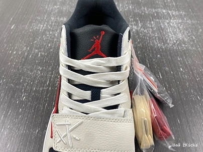 TR  FZ8117-101 Unique University Jack Jordan Scott Red Jumpman 51 Travis 0824